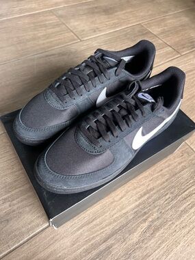 Nike Field General "Ref"